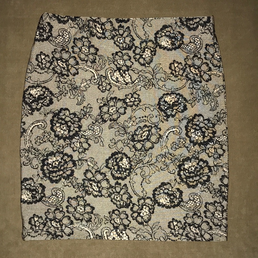 Forever 21 Pencil Mini Skirt